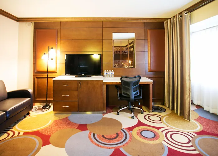 La Crystal Hotel -Los Angeles-Long Beach Area